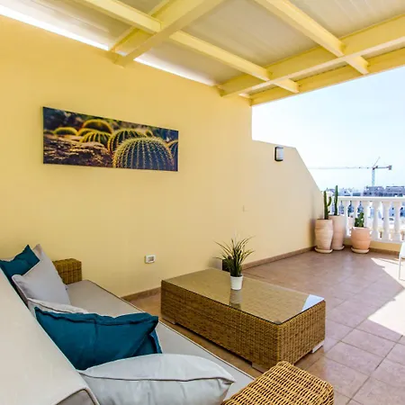 Spring Penthouse Apartman